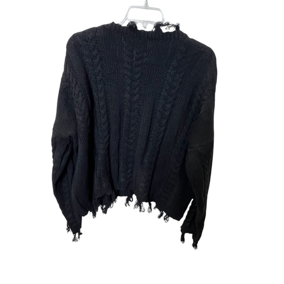 A Beautiful Soul Captivating Pullover Fringe Sweater NWT - Picture 2 of 12